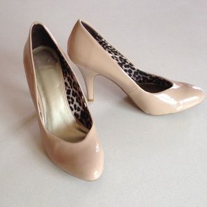 Fergalicious Nude Pump